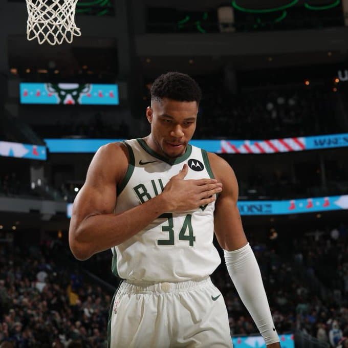5 aksionet më të bukura të së dielës në NBA (VIDEO)