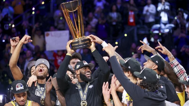 Lakers fiton edicionin e parë të Kupës në NBA, Davis i pandalshëm