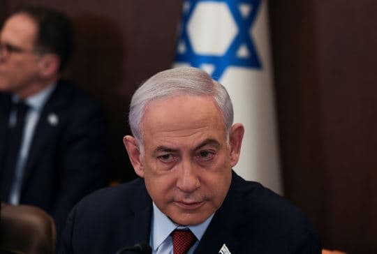 Lideri i opozitës izraelite kërkon dorëheqjen e Netanyahut