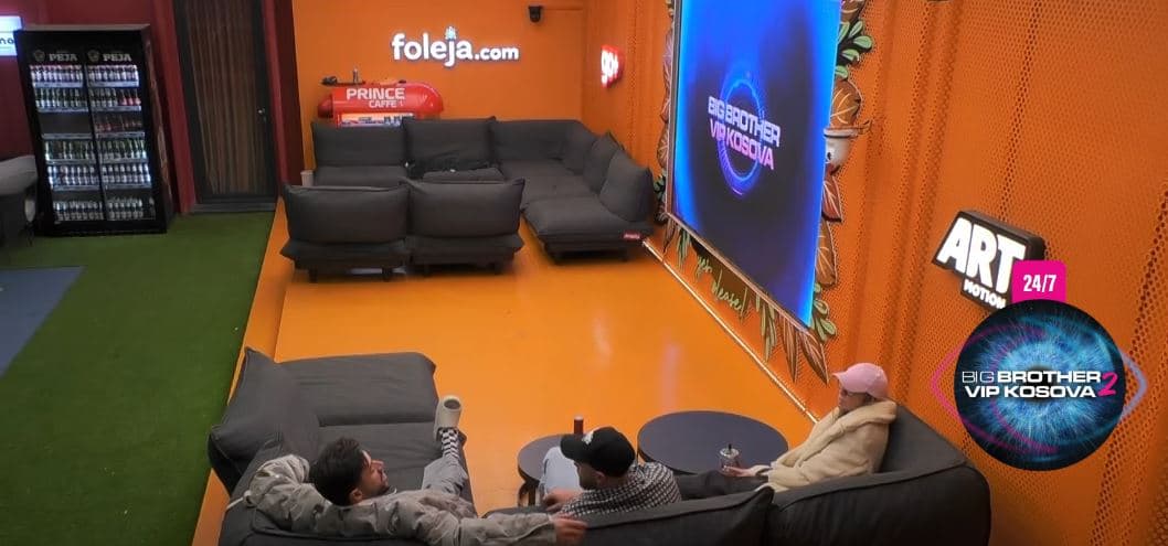 “Ka me ja tregu vendin atij” – Për kë e ka fjalën Santiana? (VIDEO)