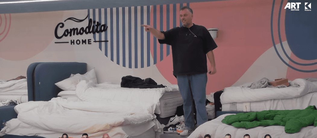 Buci u tregon banorëve se kush i preku krevatet me qepë (VIDEO)