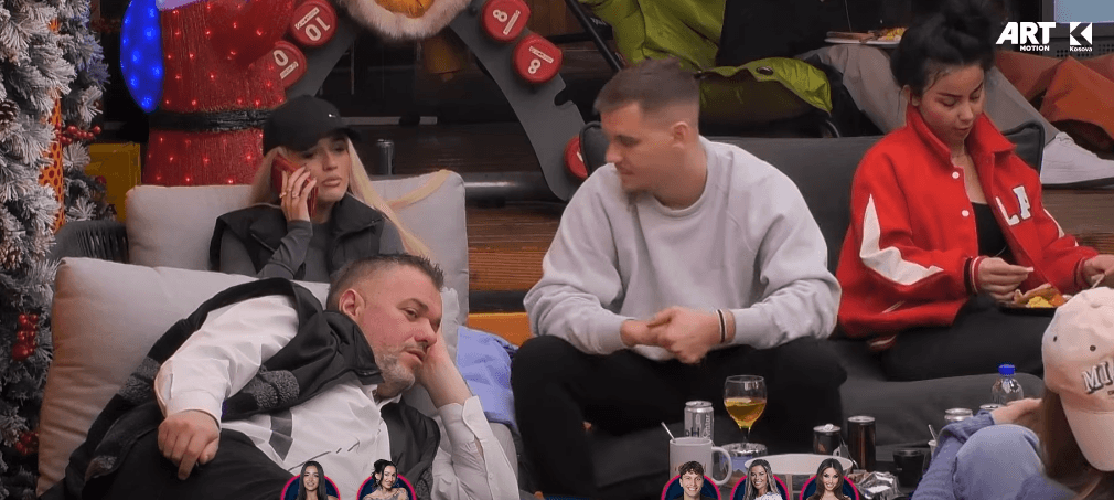 Iliriana dhe Blerando sjellin të qeshura, teksa improvizojnë një telefonatë mes tyre (VIDEO)