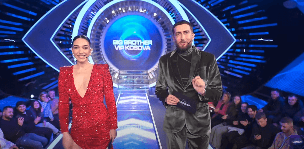 LIVE| Anita kërkon paqe, fton Lindën e Ganiun të përqafohen e ta falin njëri-tjetrin (VIDEO)
