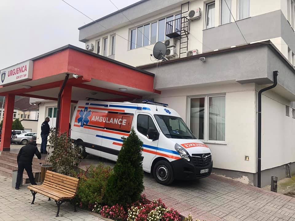 Dërgohet pa shenja jete një person në Urgjencën e Suharekës