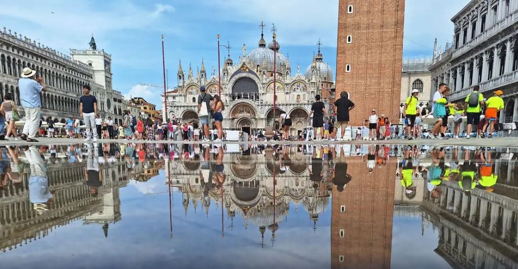 Venecia ndalon vizitën e grupeve të mëdha të turistëve  