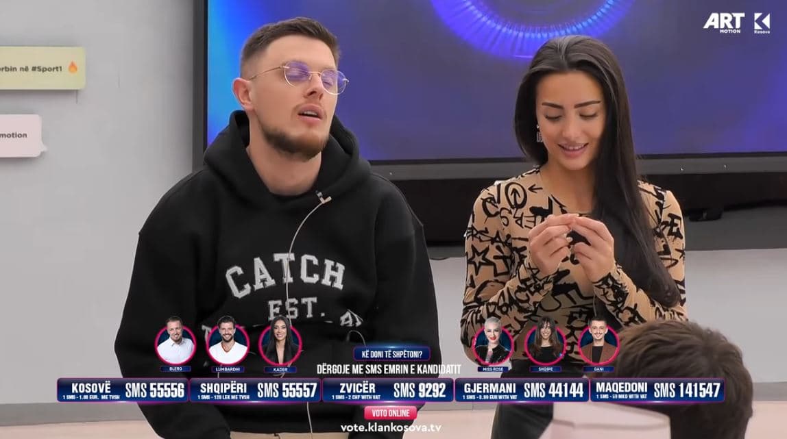 Ardi imiton Azemin se si gërrhat në gjumë, reagim i Albës befason atë (VIDEO)