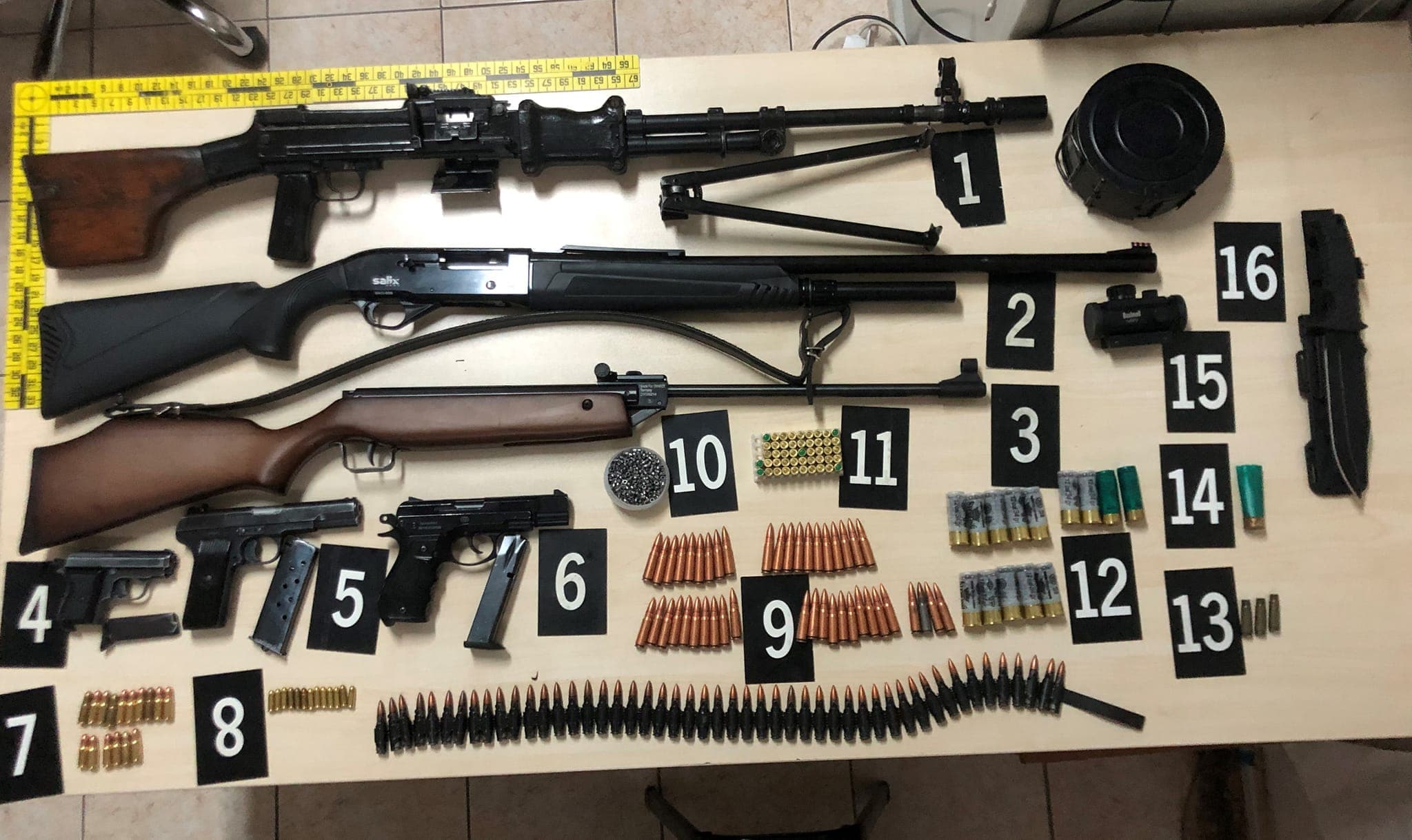 Të shtëna me armë zjarri në Pejë, arrestohet një person - konfiskohen armë