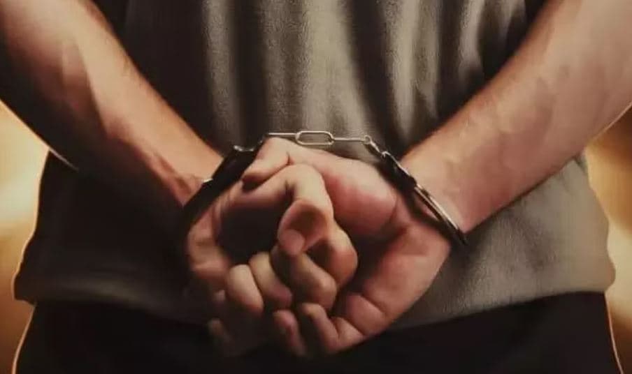 Prishtinë: Dyshohet se sulmoi dhe kanosi anëtaren e familjes, arrestohet