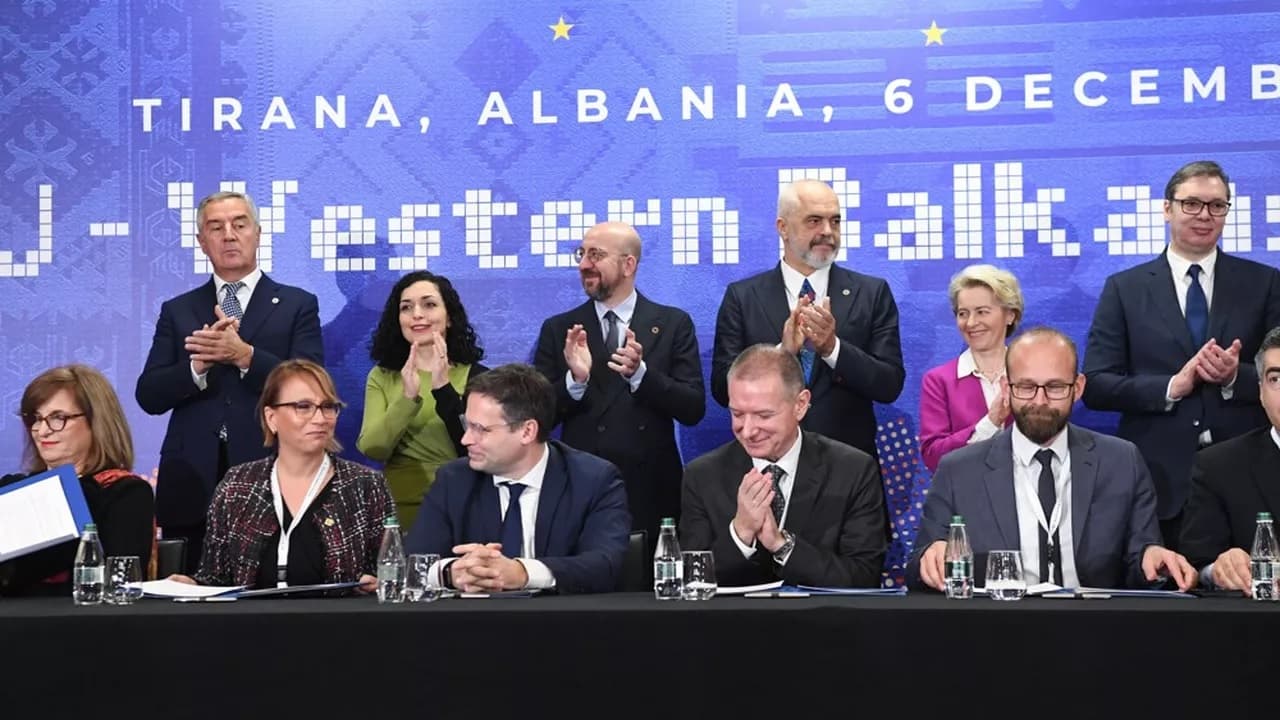 “Les Echos”: Ballkani Perëndimor, kokëdhimbje për BE-në