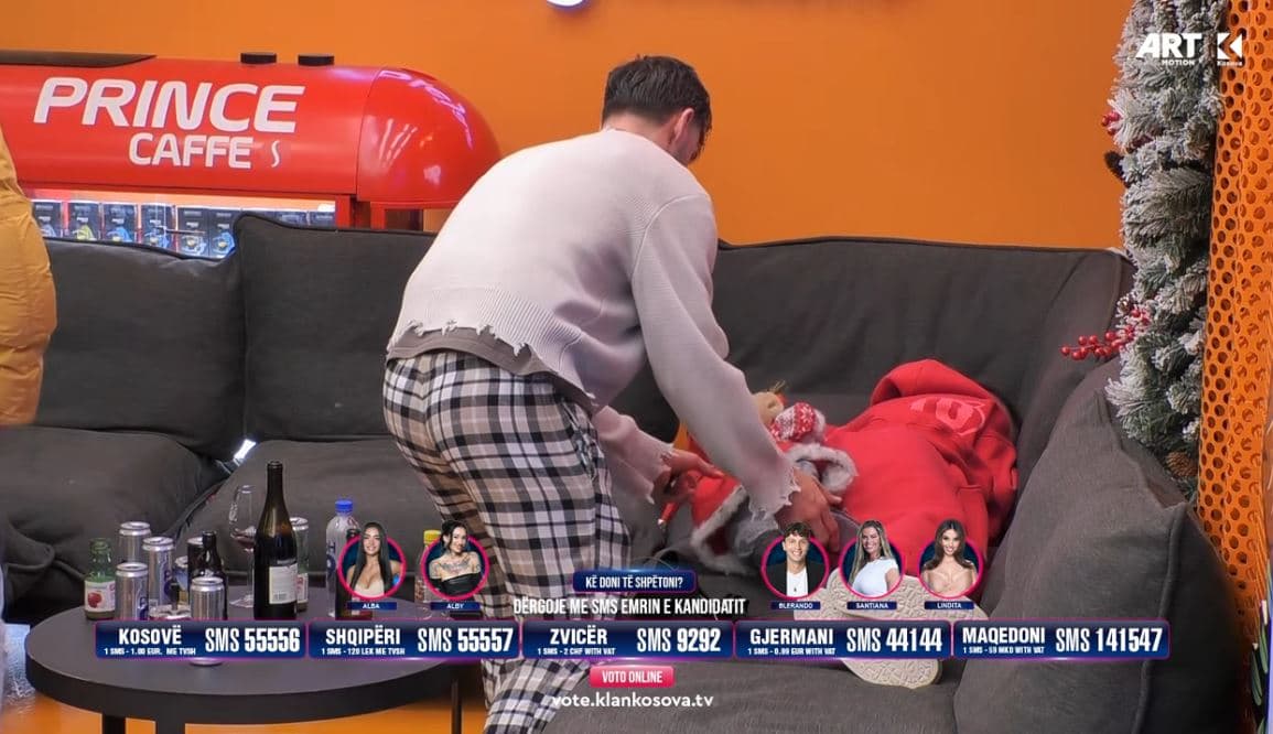 Ganiu në gjumë, Lumbardhi shkon dhe i vendos diçka për të mos e lënë rehat (VIDEO)
