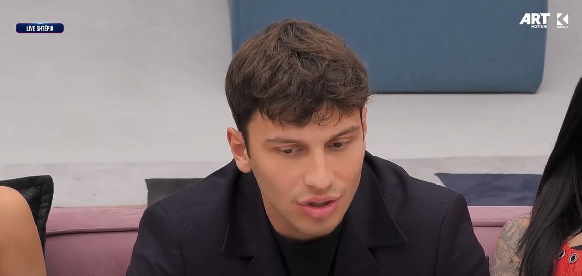 Blerando: Kam pëlqim për Albën, as kjo nuk me sheh vetëm si shok (VIDEO)