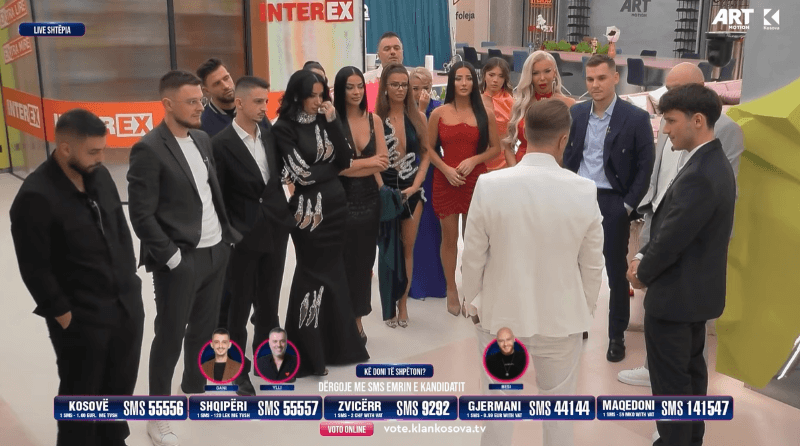 Mes shumë emocionesh, Blero ua kërkon hallallin banorëve para se të largohet (VIDEO)