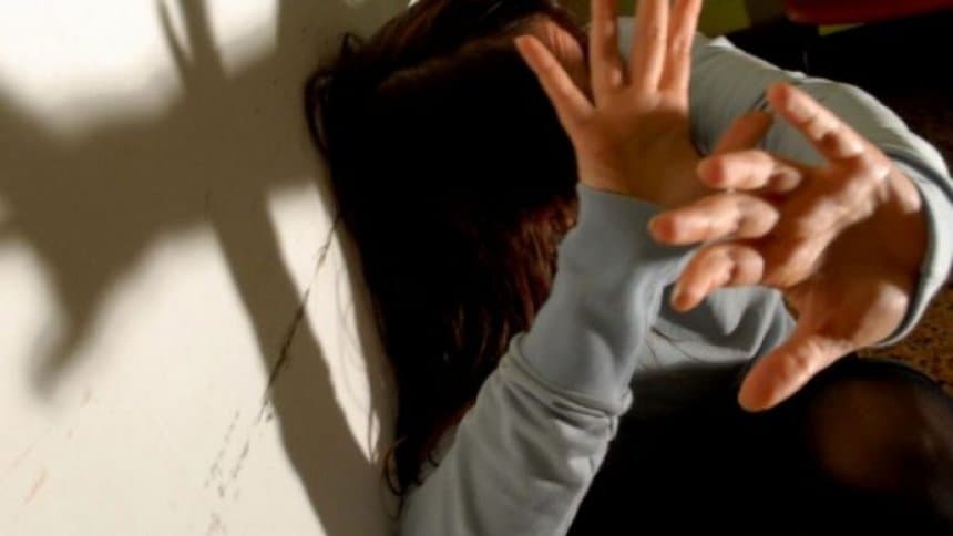 Dyshohet se dhunoi mbesën në Berat, 39-vjeçari mohon akuzat: U sajua nga kunata