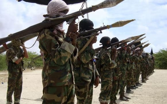 Forcat amerikane dhe somaleze vrasin komandantin e al-Shabaab, shpërblehen me 10 milionë dollarë