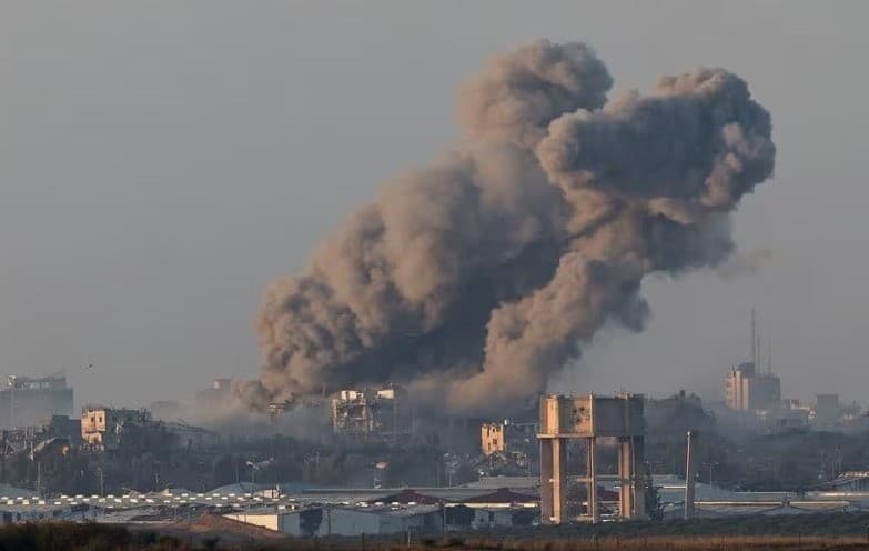 "70 kamionë me ndihma humanitare kaluan sot në Gaza"
