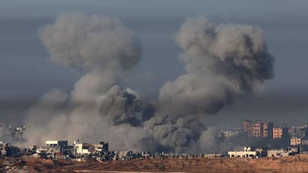Sulmet ajrore godasin kampet e refugjatëve në Gaza