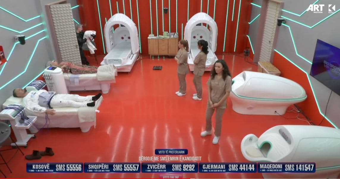 Banorët edhe sot i bëjnë seancat e dobësimit nën direktivat e "Kenda Center" (VIDEO)
