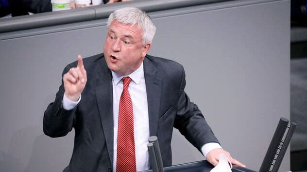 Deputeti gjerman, Serbisë: Mos gënje për spastrim etnik në Kosovë – bashkëpuno për Banjskën