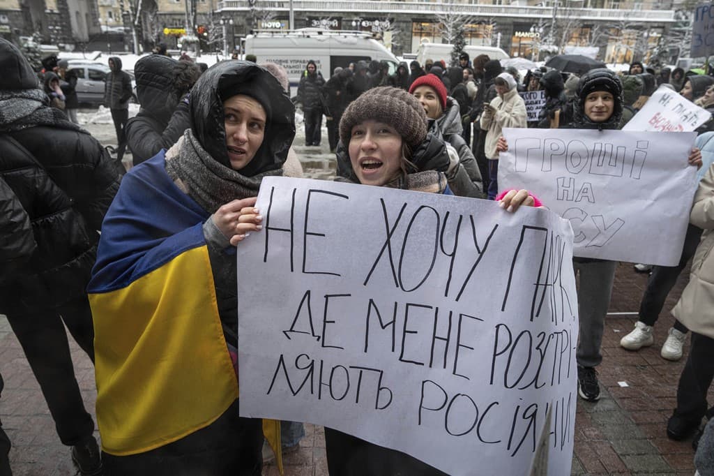 Protestuesit dënojnë shpenzimet 'e panevojshme' nga këshilli i Kievit