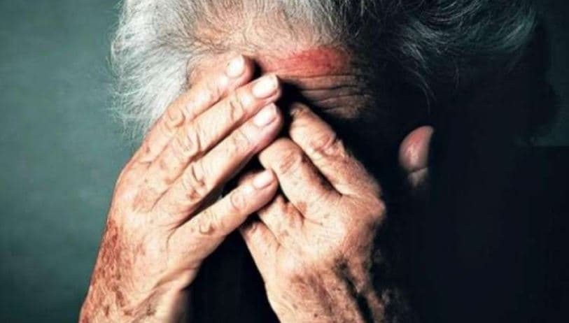 E rëndë: Vajza me probleme mendore sulmon nënën në Podujevë