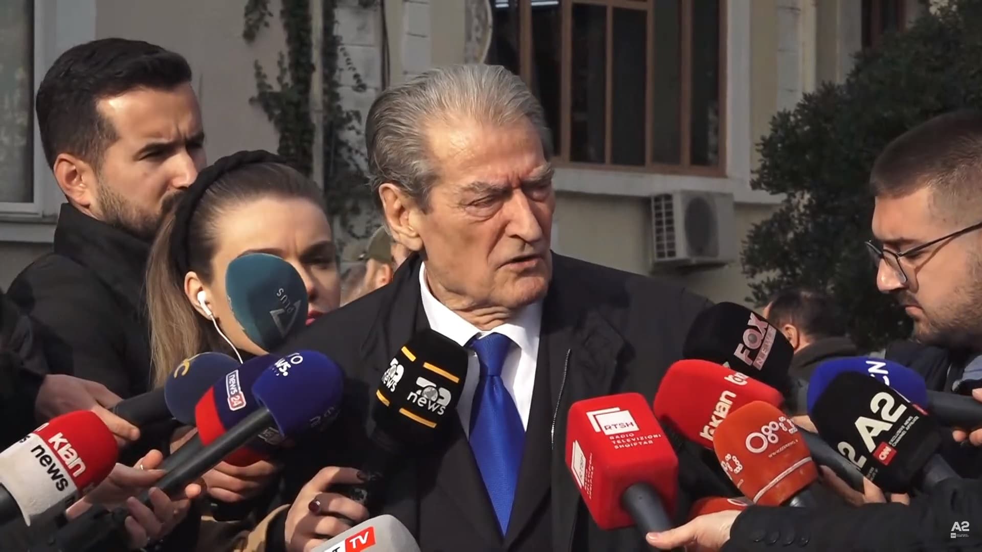 Arrest shtëpiak për Sali Berishën (DOKUMENT)
