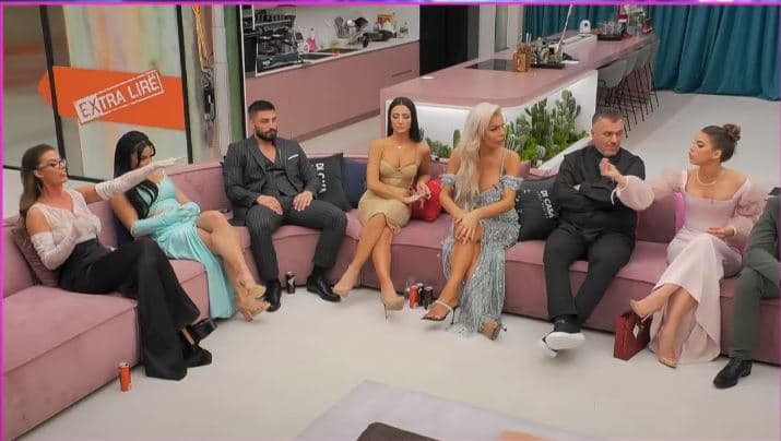 Debat mes Santianës dhe Shqipes: Mbylle gojën, mos u bëj avokate (VIDEO)