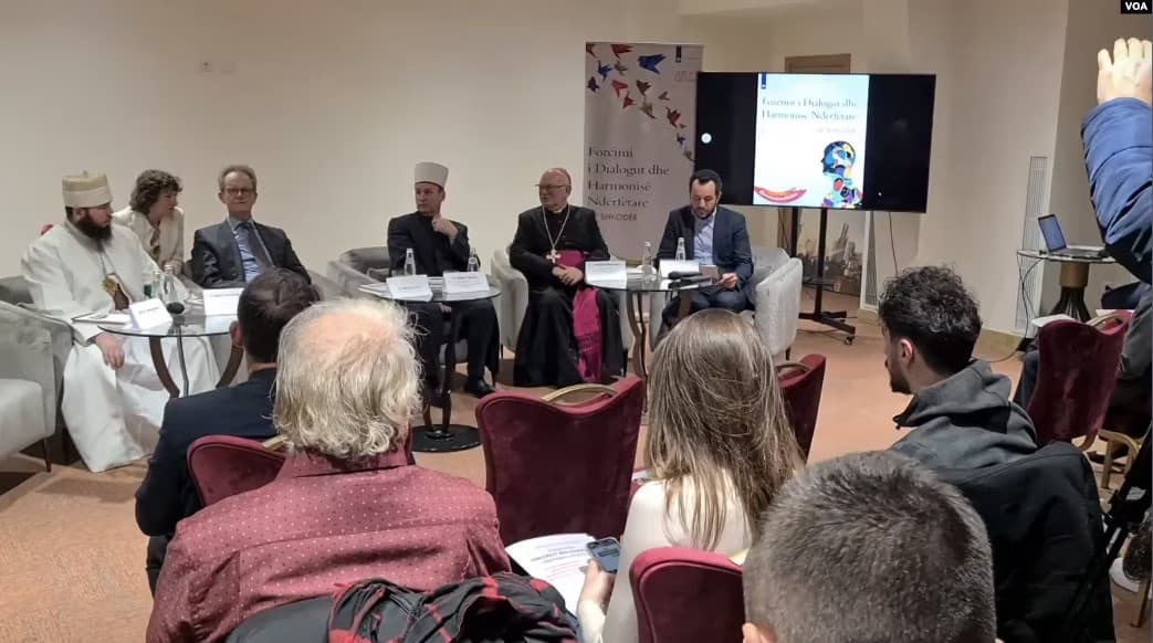 Shqipëri, konferenca ndërfetare mbi nevojën e dialogut dhe harmonisë