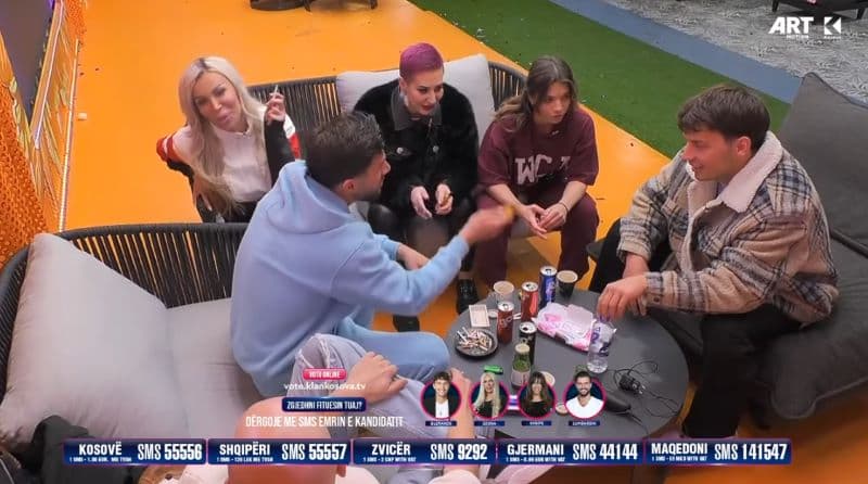 "A të pëlqeu loja e Shqipes?", Blerando pyet Besin (VIDEO)