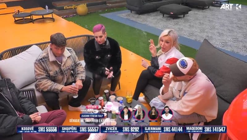 Loja mes Yllit dhe Santinës - temë diskutimi mes finalistëve dhe ish-banorëve (VIDEO)