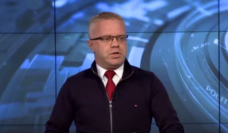 Bajraktari: Avokati kryesor i Thaçit u pagua 110 mijë euro në muaj (VIDEO)