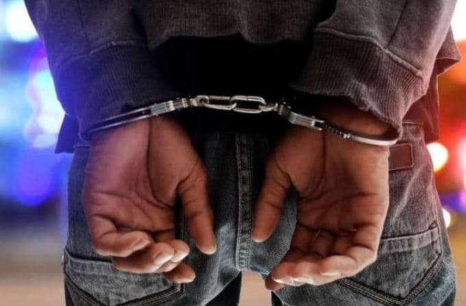 Dyshohet se mori ryshfet, arrestohet një person në Pejë