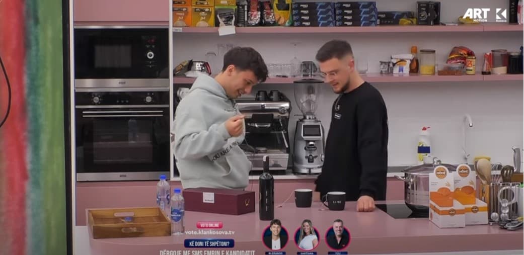 Dy sigurima rusë e ngritën shqelma prej krevatit, Blerando tregon ëndrrën interesante (VIDEO)