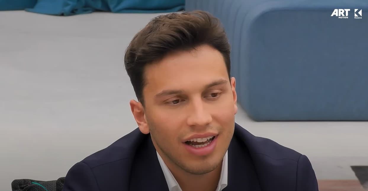 Blerando tregon çfarë këshillash i dhanë motrat për Big Brother VIP Kosova 2 (VIDEO)