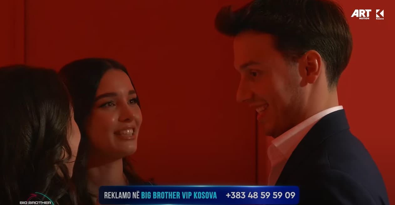 Momente emocionale nga takimi i Blerandos me dy motrat e tij (VIDEO)