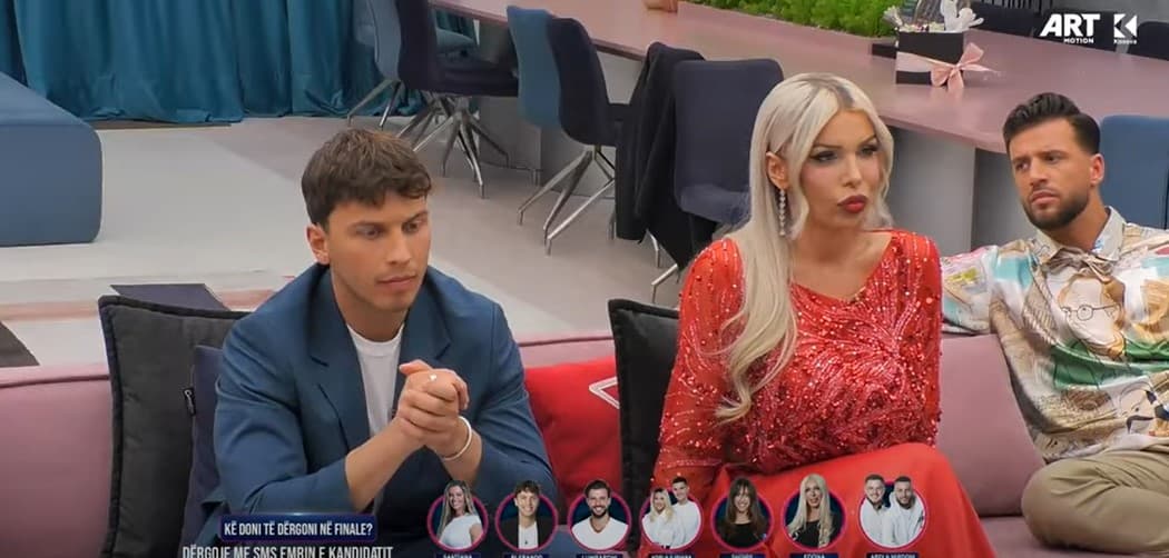 Blerando: Veç një herë kam fjetur prapa shtratit (VIDEO)