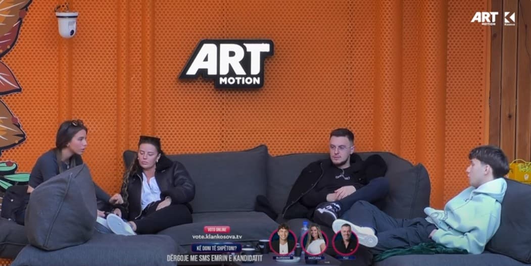 Blerando - Shqipes: Nuk po t'kuptoj se je si ajo radio n'kerr n'mëngjes (VIDEO)
