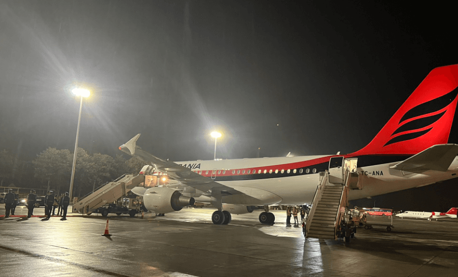 Nga Shkupi në Madrid, Rama niset me charter për Panairin e turizmit në Spanjë
