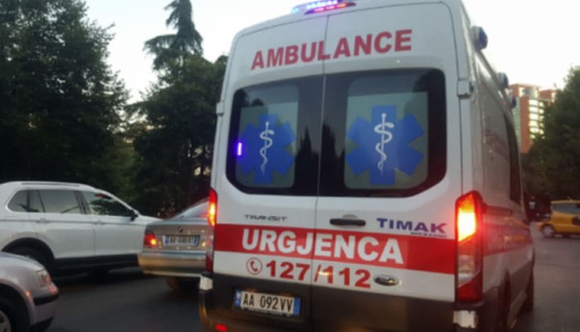 Divjakë : Goditet nga makineria në vendin e punës, humb jetën një burrë