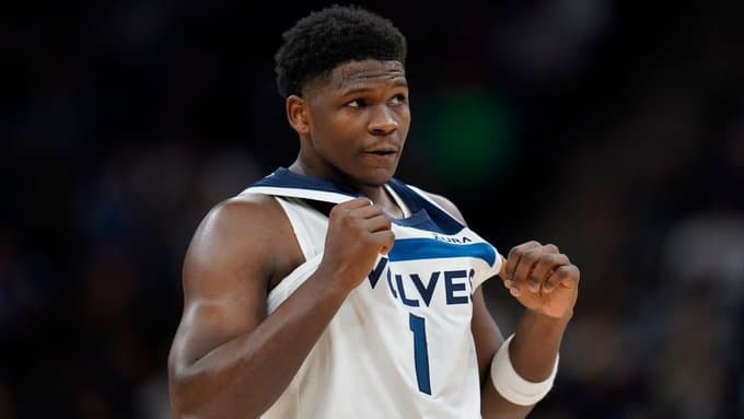 10 aksionet më të bukura të mbrëmjes në NBA (VIDEO)