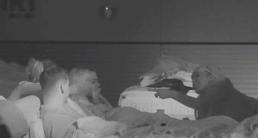 Iliriana imiton Edonën, shkakton të qeshura (VIDEO)