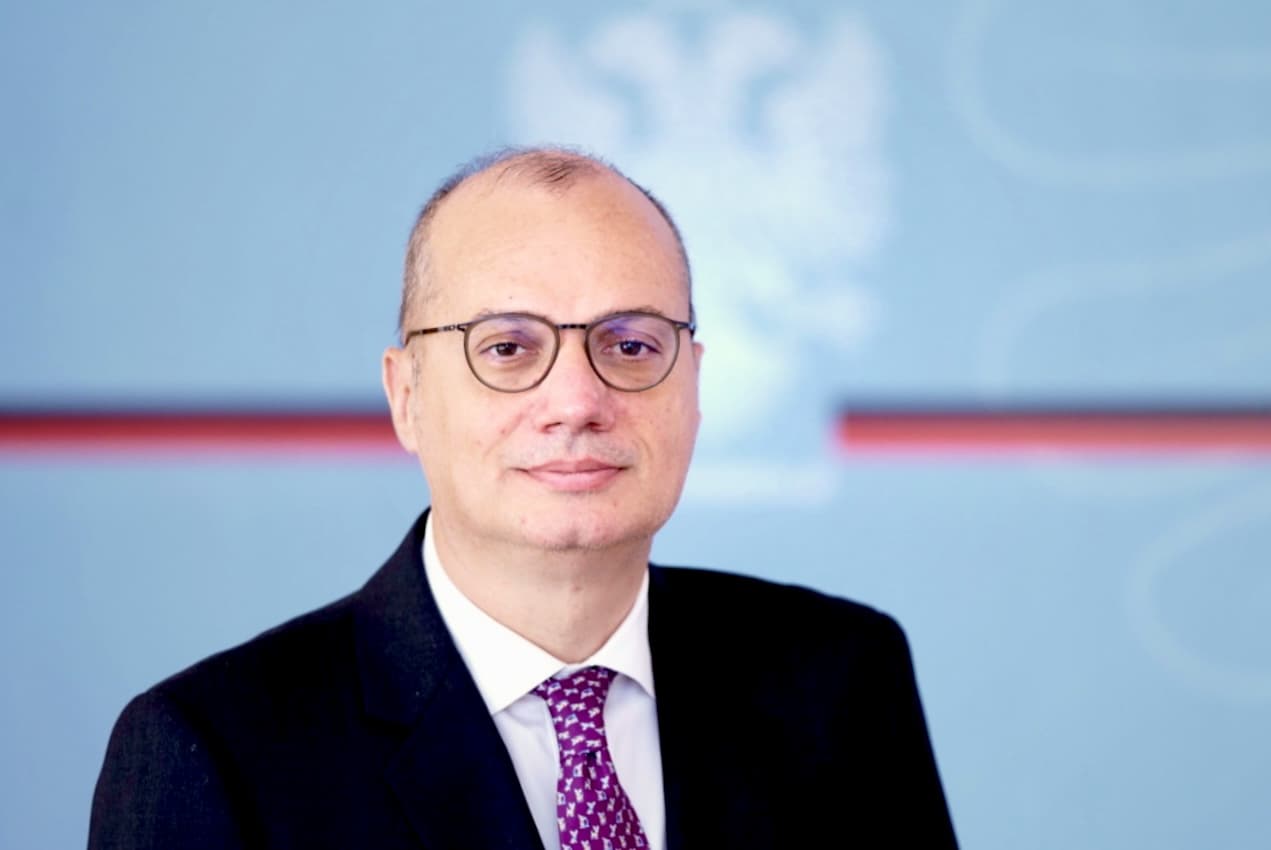 Hasani nesër do t'i mbledh ambasadorët dhe konsujt e përgjithshëm në Tiranë