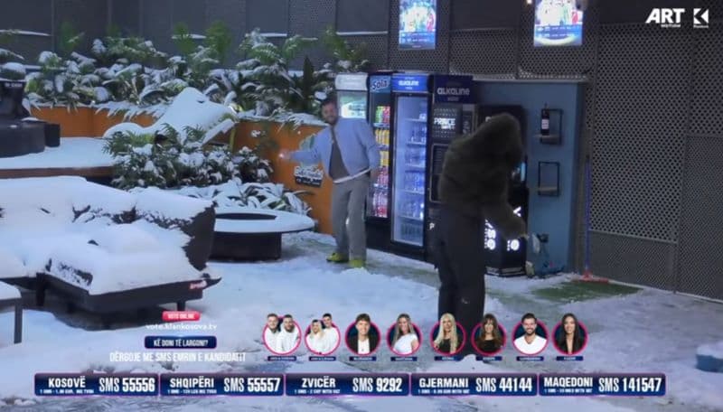Lumbardhi dhe Kader gjuajnë njëri-tjetrin me topa bore (VIDEO)