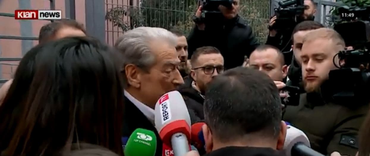 Dëshmoi 2 orë në SPAK, Berisha: U thashë prokurorëve se kam ardhur t’ju shemb piramidën e turpit