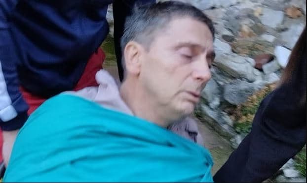 "The Guardian" shkruan për Sanduloviqin: Lideri i opozitës serbe thotë se shërbimi sekret e ka torturuar dhe kërcënuar