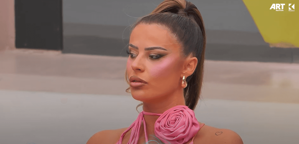 Santiana: Nëse kisha qenë Ganiu unë s’isha rikthy, e kisha rujt edhe atë pak fytyrë që më ka mbet (VIDEO)