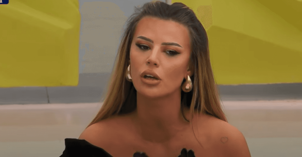 Santiana rrëfen sfidën me kancerin në moshën 18-vjeçe, sëmundje që e trashëgoi nga nëna e saj (VIDEO)