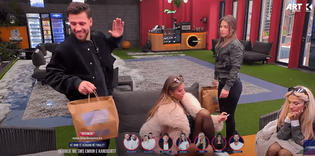 Kaderi u sjellë pula për të ngrënë Lumbardhit dhe banorëve të Big Brother VIP Kosova 2 (VIDEO)