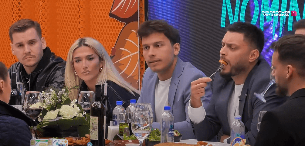 Blerando shpjegon kuptimin e shprehjes eksplicite "shtatë vjet seks i keq" (VIDEO)