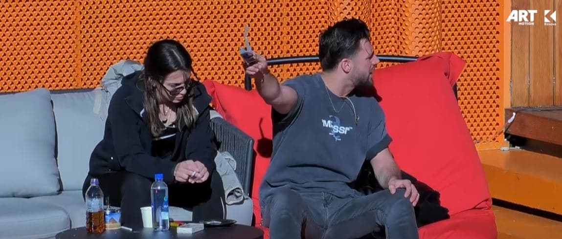 Detyrat e shtëpisë “mollë sherri” mes Lumbardhit dhe Blerandos (VIDEO)