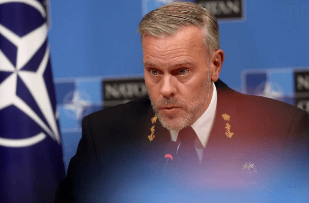 Ushtaraku i lartë i NATO-s: Kosova dhe Ballkani nuk duhet të presin që gjithçka të bëjë aleanca